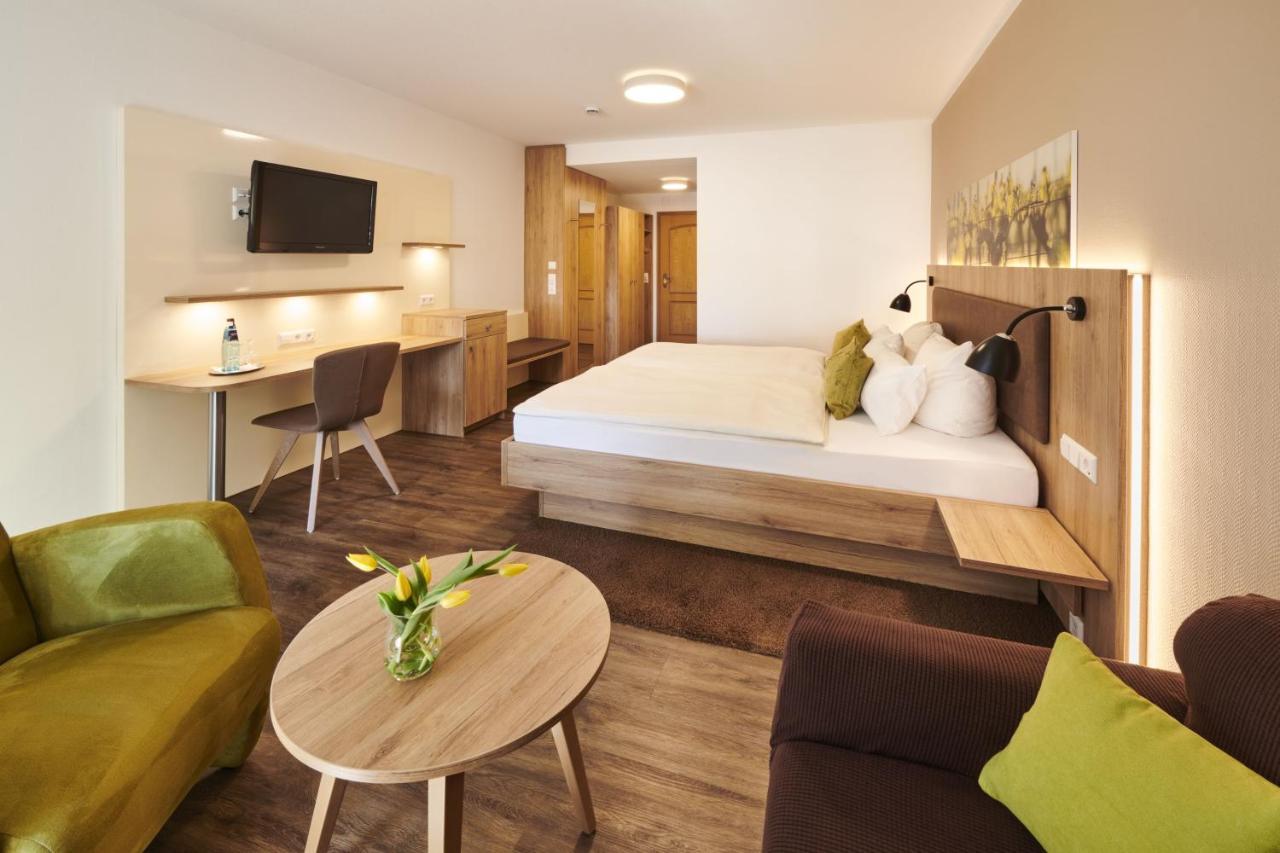 Kreuz-Post Hotel-Restaurant-Spa Vogtsburg Ngoại thất bức ảnh