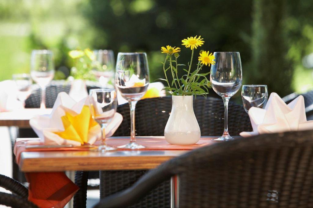 Kreuz-Post Hotel-Restaurant-Spa Vogtsburg Ngoại thất bức ảnh
